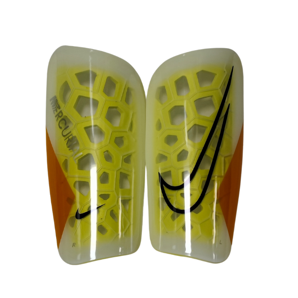 Caneleira Nike Mercurial Lite Triangulo na Borda