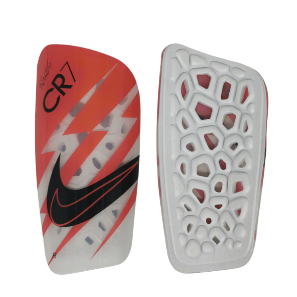 Caneleira Nike Mercurial Lite Triangulo CR7