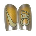 Caneleira Nike Mercurial Lite Triangulo CR7